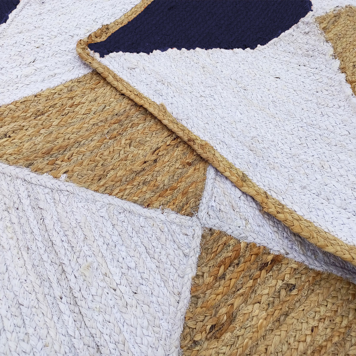Natural Jute and Indigo Blue Geometric Diamond and Triangle Area Rug - Image 3