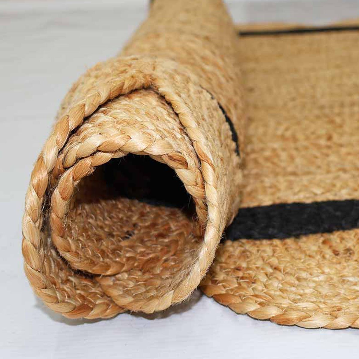 Hand Braided Scalloped Black Border Jute Rug - Image 6